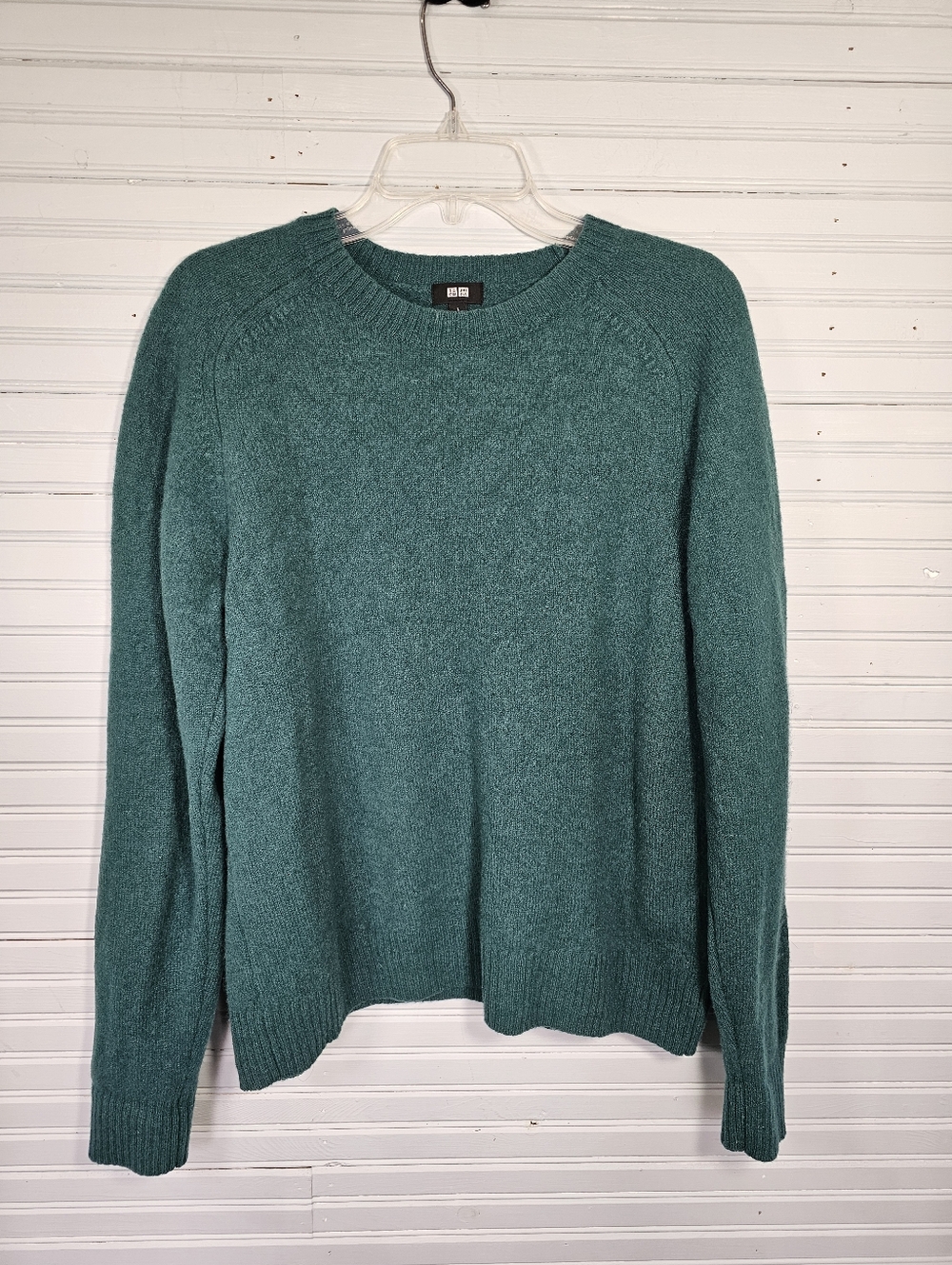 Uniqlo Green 100% Wool Crewneck Sweater Men's Size L